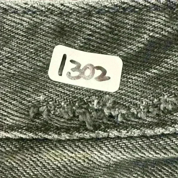 WE THE FREE People Black Button Fly Cut Off Distressed Denim Shorts Size 27 EUC - Picture 12 of 12